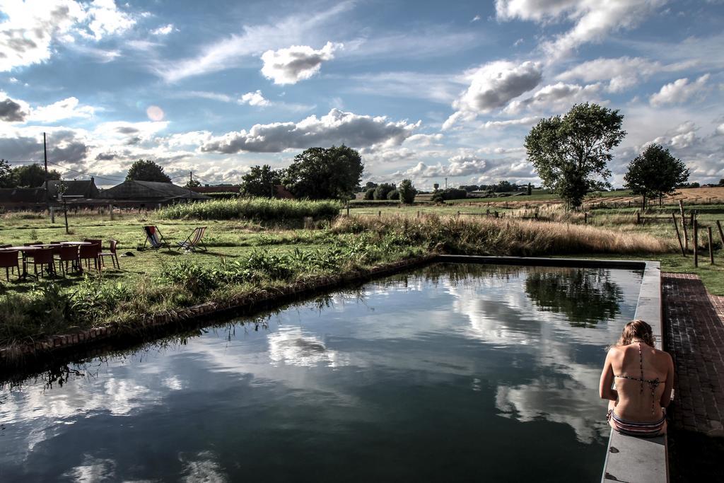 B&B De Deugdzonde Sint-Denijs Bilik gambar